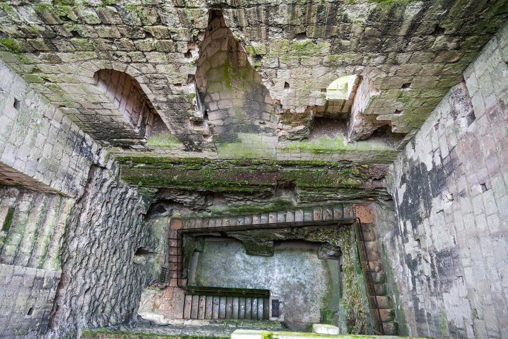 🏰 로슈 왕립 도시 (시테 로얄 드 로슈)